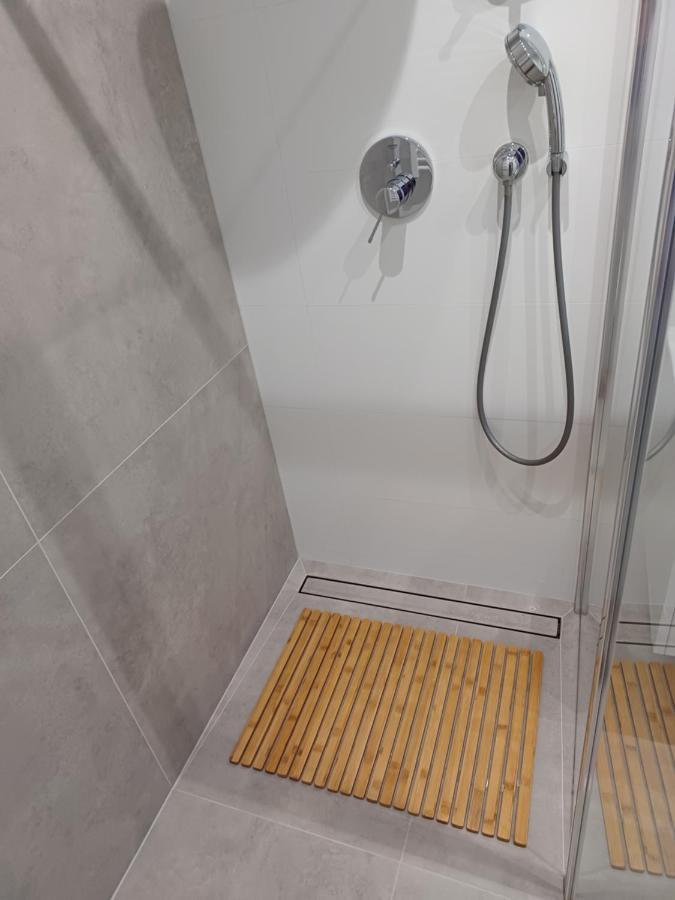 Mak Apartment Grobla - Free Parking - 3 Rooms Gdansk Luaran gambar